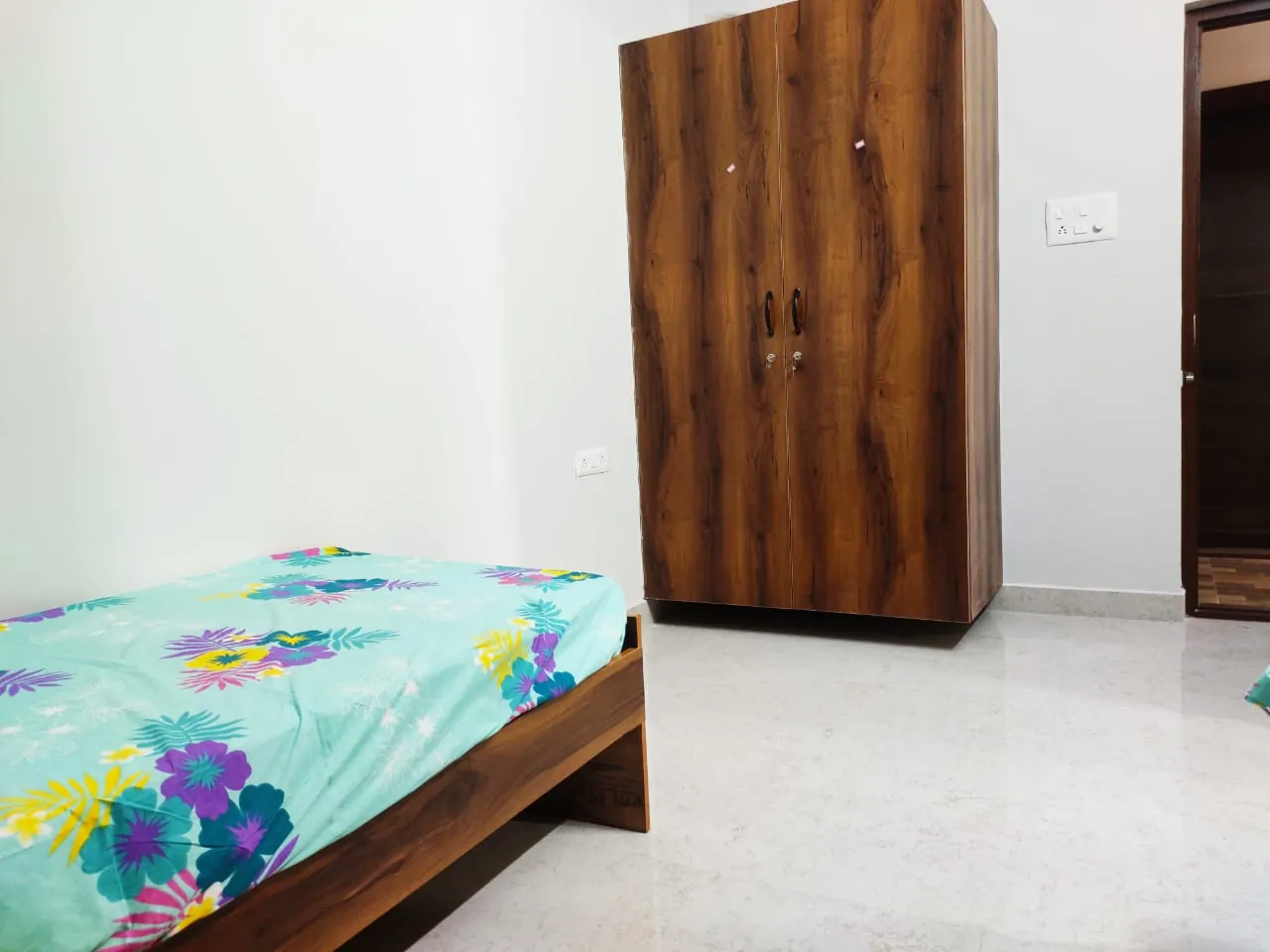 pg in bangalore, paying guest in bangalore, pgs in bangalore, pg near bangalore, luxury pg in bangalore, luxury pgs in bangalore, best pg in bangalore, executive pg in bangalore, posh pg in bangalore, mens pg in bangalore